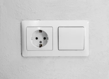 instalacion de toma de corriente en vivienda de madre de dios